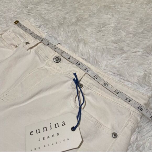 Eunina Riley Distressed Mid Thigh Mid Rise Jean Short in White Large NWT - Picture 2 of 8